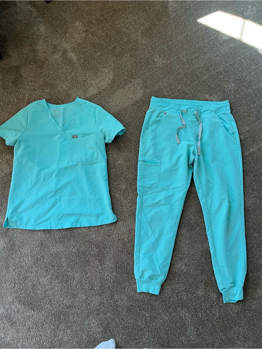 Figs Scrub Set